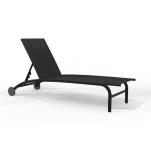 Lamamistool Outfit ratastel